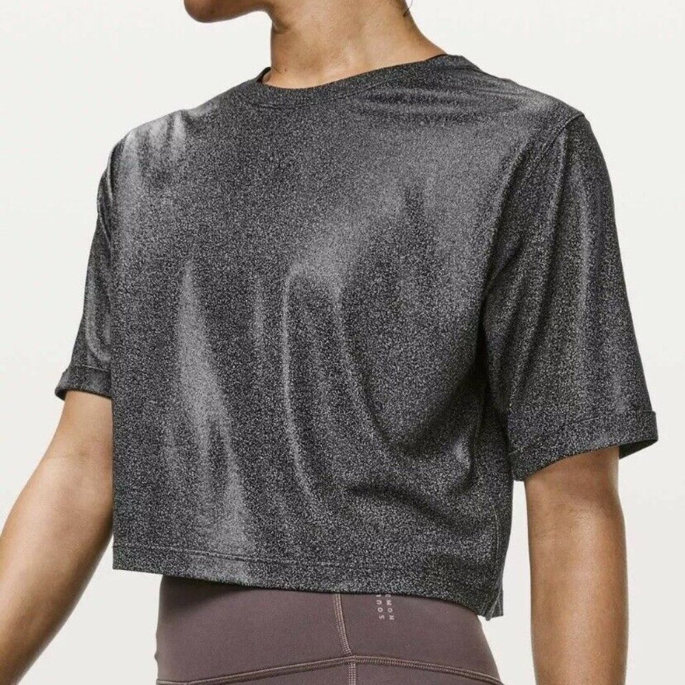 lululemon x SoulCycle To The Beat Tee Foil Crop Top Gray Silver Size 6